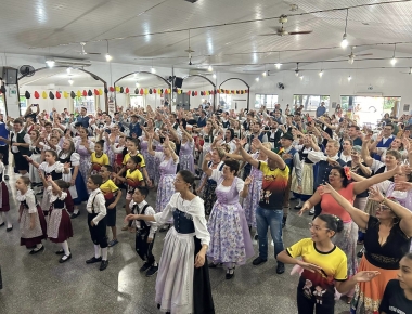 Encontro une tradições alemã, italiana e brasileira em Mercedes